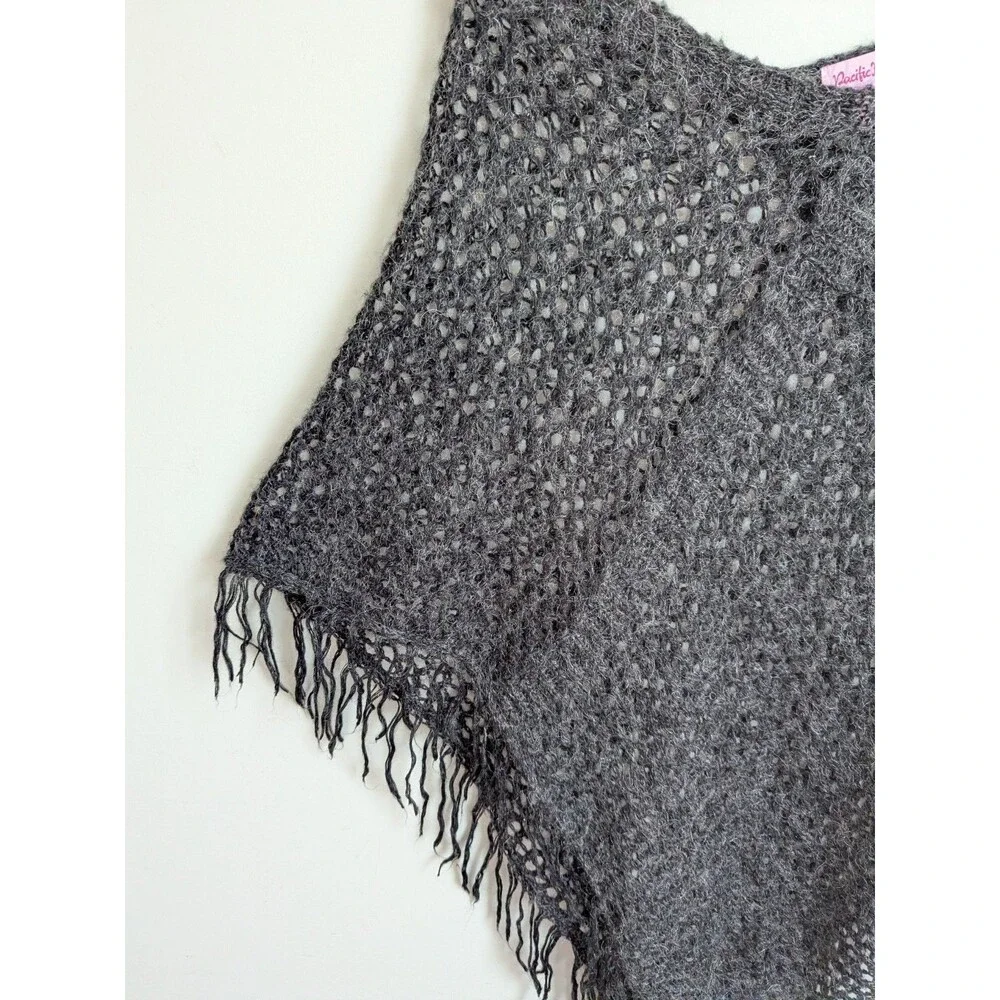 Y2K Cobweb Crochet Poncho Wool Mohair Blend Boho Retro Hippy Fuzzy Soft Gray S M